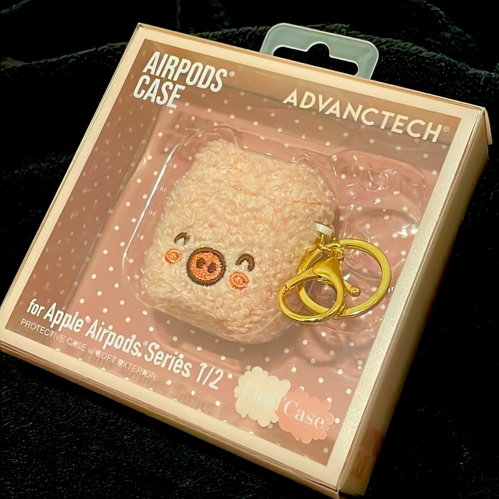 🐷 Pink pig AirPod case
